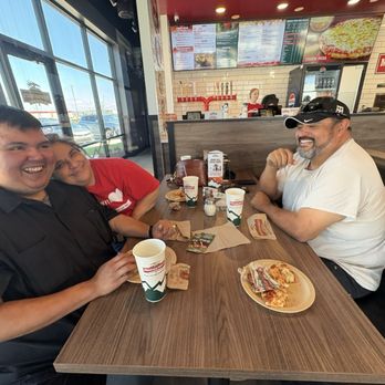Mountain Mike's Pizza - Very happy family - Chicken Wings Near Me - Manor, Texas