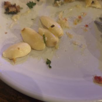 Pop's Public House - Garlic cloves - New American Near Me - Gilroy, California Pop's Public House - Garlic cloves - New American Near Me - Gilroy, California