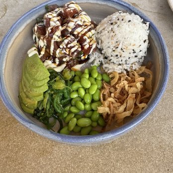 Holoholo Grill - Poke bowl - Hawaiian Near Me - Koloa, Hawaii