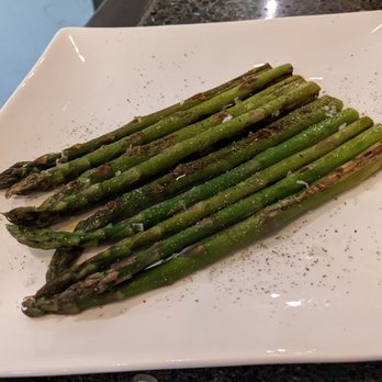 PintxoPote - esparragos a la plantxa - organic asparagus, olive oil, pepper, maldon flake salt 11 - Spanish Near Me - Los Gatos, California PintxoPote - esparragos a la plantxa - organic asparagus, olive oil, pepper, maldon flake salt 11 - Spanish Near Me - Los Gatos, California