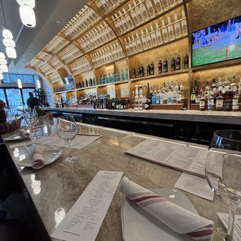 Molto Darien - Wine Bars Near Me - Darien, Connecticut