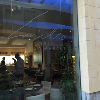 Emilio Innobar - Utsidan - Asian Fusion Near Me - Palma, PM