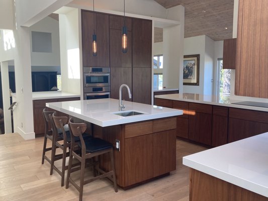 Kitchen Remodel - We offer custom remodel work! Here is a kitchen renovation project with sleek, upgraded finishes. Kitchen Remodel - We offer custom remodel work! Here is a kitchen renovation project with sleek, upgraded finishes.