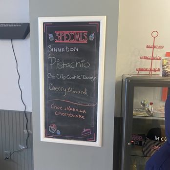 Midnite Confection's Cupcakery - Flavors - Bakeries Near Me - Baltimore, Maryland