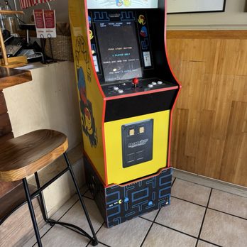 Original Magoo's Pizza - Can play pac man while you wait! - Pizza Near Me - Honolulu, Hawaii Original Magoo's Pizza - Can play pac man while you wait! - Pizza Near Me - Honolulu, Hawaii