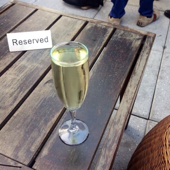 Dream Midtown - Prosecco - Hotels Near Me - New York, New York Dream Midtown - Prosecco - Hotels Near Me - New York, New York