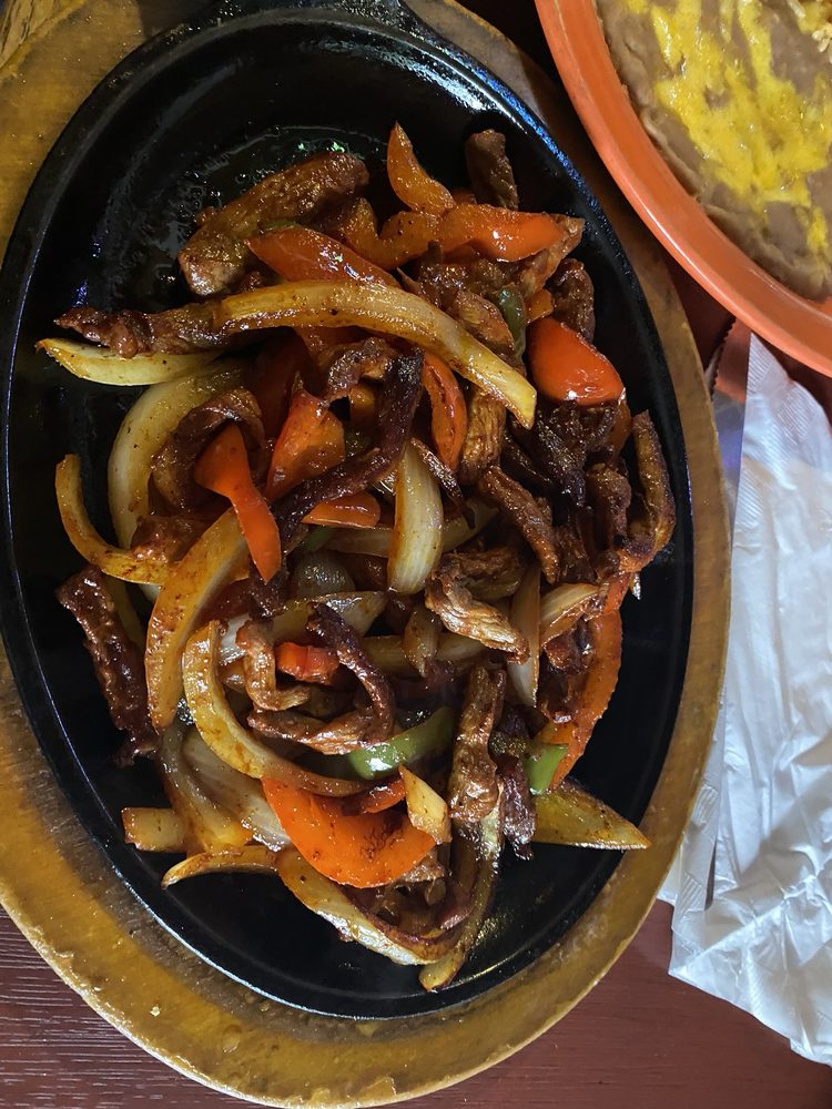 Food from Los Cabos Family Restaurant