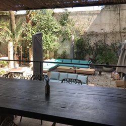 Bistro 19