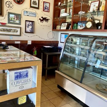 Cowgirl Cafe - Entry Check In - Diners Near Me - Atascadero, California