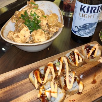 Pubbelly Sushi Brickell - Rockshrimp Tempura + Crispy Salmon Roll...good - Sushi Bars Near Me - Miami, Florida Pubbelly Sushi Brickell - Rockshrimp Tempura + Crispy Salmon Roll...good - Sushi Bars Near Me - Miami, Florida