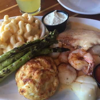 Nicks Fish House - Seafood platter with asparagus and mac and cheese. The mac and cheese wasn't cheesy and had a grainy texture. Everything else was amazing! - Seafood Near Me - Baltimore, Maryland Nicks Fish House - Seafood platter with asparagus and mac and cheese. The mac and cheese wasn't cheesy and had a grainy texture. Everything else was amazing! - Seafood Near Me - Baltimore, Maryland