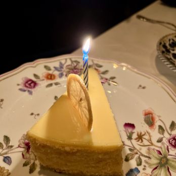 Carbone - Lemon cheesecake best I've ever had - Italian Near Me - Las Vegas, Nevada Carbone - Lemon cheesecake best I've ever had - Italian Near Me - Las Vegas, Nevada