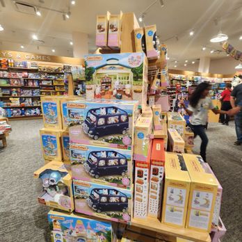 Barnes & Noble - Bookstores Near Me - Kendall, Florida Barnes & Noble - Bookstores Near Me - Kendall, Florida