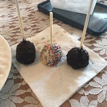 Pastryisart - Cake on a stick - Bakeries Near Me - North Miami, Florida Pastryisart - Cake on a stick - Bakeries Near Me - North Miami, Florida
