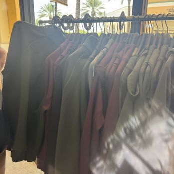 lululemon - Women's Clothing Near Me - Sunrise, Florida