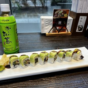 Urban Sushi Kitchen - Caterpillar Roll and Iced Green Tea - Japanese Near Me - Seattle, Washington