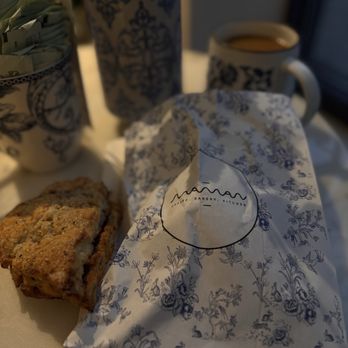 maman - Scone and takeaway bag - Coffee & Tea Near Me - Washington, DC, District of Columbia