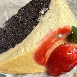 This morning I got a chocoflan and is cover in mold, I can taste how old this was. I only ate one piece when I noticed this disgusting