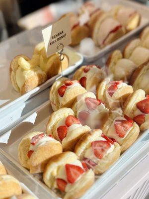 Cafe Knotted by null