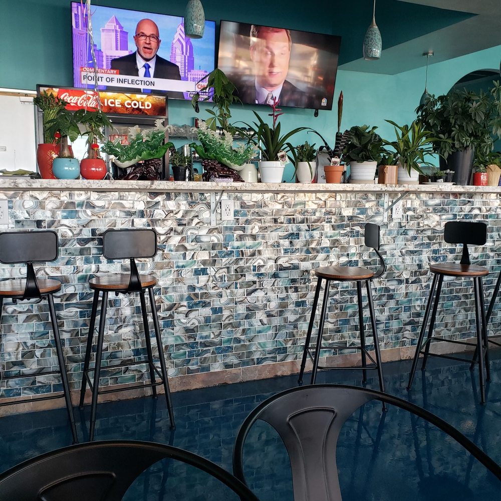 Newton Pho - Bright colorful atmosphere. Big open space. - Vietnamese Near Me - Tucson, Arizona Newton Pho - Bright colorful atmosphere. Big open space. - Vietnamese Near Me - Tucson, Arizona