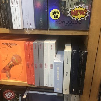 KORYO BOOKSTORE - 160 Photos & 135 Reviews - 35 W 32nd St, New York