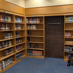 Hoover Public Library - Book displays // Hoover Public Library * AL