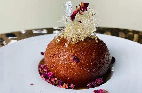 Taj Mahal Flavors of India by null