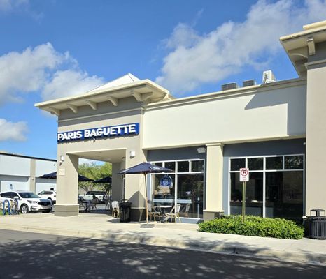 Paris Baguette by null