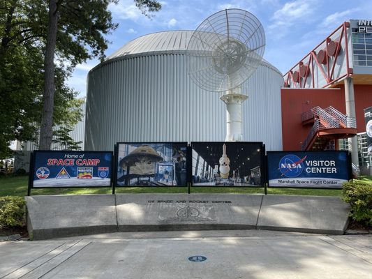 U.S. Space & Rocket Center by null