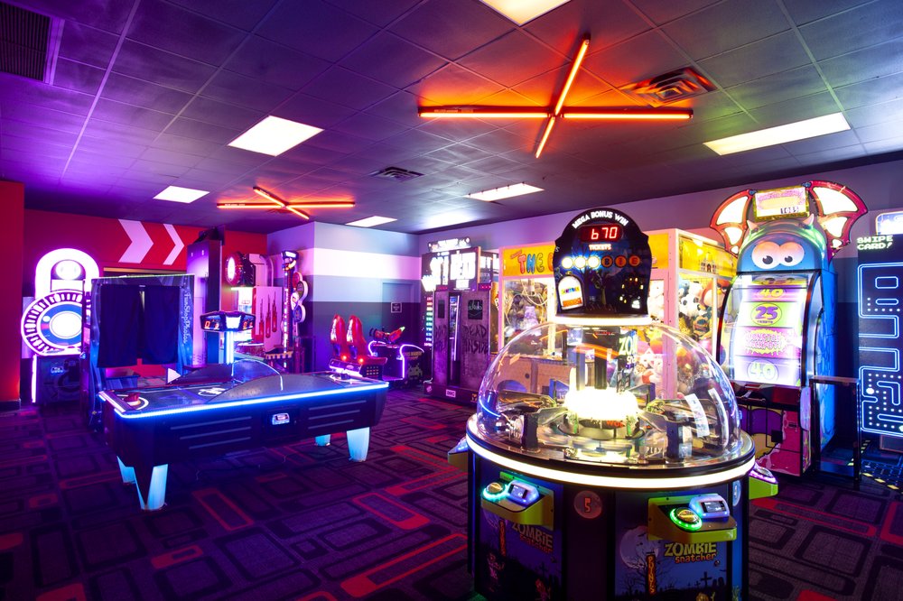 Bowlero Jupiter Updated Covid 19 Hours Services 45 Photos 48 Reviews Bowling 350 Maplewood Dr Jupiter Fl United States Phone Number Yelp