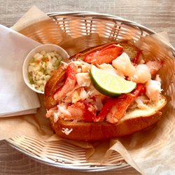Key West lobster roll