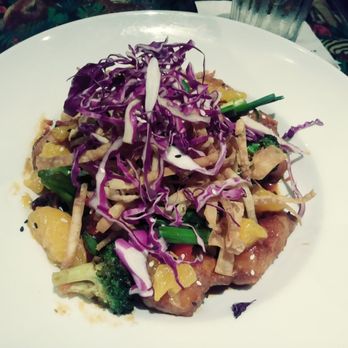 Rainforest Cafe - Korean Spicy Stir Fry Chicken - American Near Me - Galveston, Texas Rainforest Cafe - Korean Spicy Stir Fry Chicken - American Near Me - Galveston, Texas