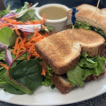 Village Inn Cafe - Breakfast & Brunch Near Me - Orinda, California