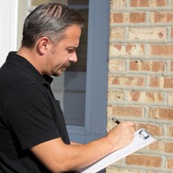 Home Inspection Estate - Inspecting the exterior.