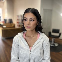 Linz Klaire Hair + Makeup