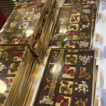 Torrons Vicens - So much to choose from - Delicatessen Near Me - Barcelona, B