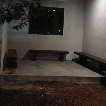 Boston Lobster - Outside...People smoke cigarettes here... - Chinese Near Me - Rosemead, California Boston Lobster - Outside...People smoke cigarettes here... - Chinese Near Me - Rosemead, California