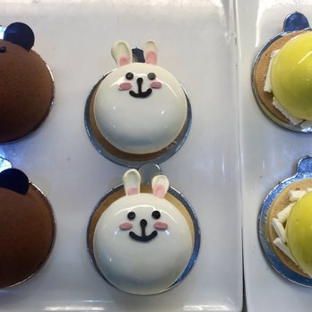 A La Mousse - Desserts Near Me - Philadelphia, Pennsylvania