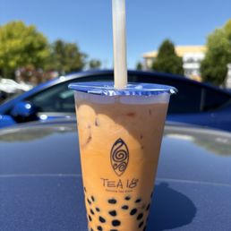 MILK TEA  ITOEN THAILAND FLAVORED MILK TEA 24/11 FZ - JFC International