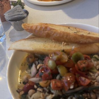 Brass Kitchen & Bar - Cocktail Bars Near Me - Steamboat Springs, Colorado