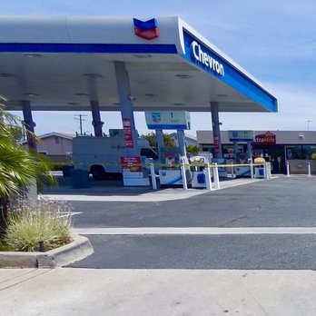 Chevron - a gas station with cars parked in front of it - Gas Stations Near Me - Torrance, California Chevron - a gas station with cars parked in front of it - Gas Stations Near Me - Torrance, California