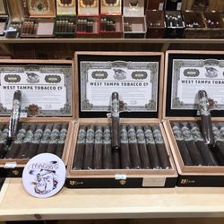 Magoo’s Cigar Lounge