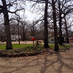 Majestic Oaks Campground