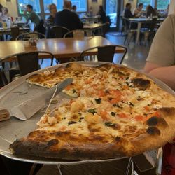 Arte Pizza - Shrimp scampi pizza