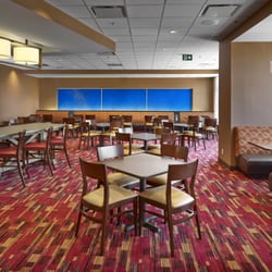 Fairfield Inn & Suites by Marriott St. John's Newfoundland - Breakfast Area