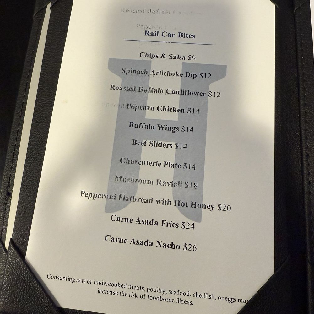 Menu bar bite - pizza & Charcooties was delish