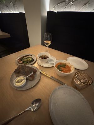 Easy Bistro & Bar by null