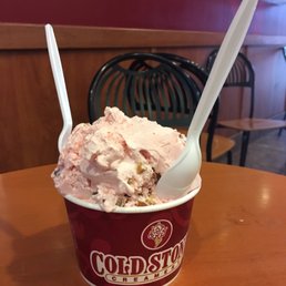 Strawberry icecream with almond mixed in