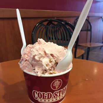 Cold Stone Creamery - Strawberry icecream with almond mixed in - Ice Cream & Frozen Yogurt Near Me - Medford, Massachusetts