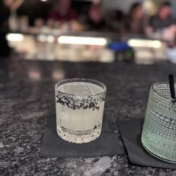 Los Caminos Modern Cocina - Marg (with a huge block of ice)